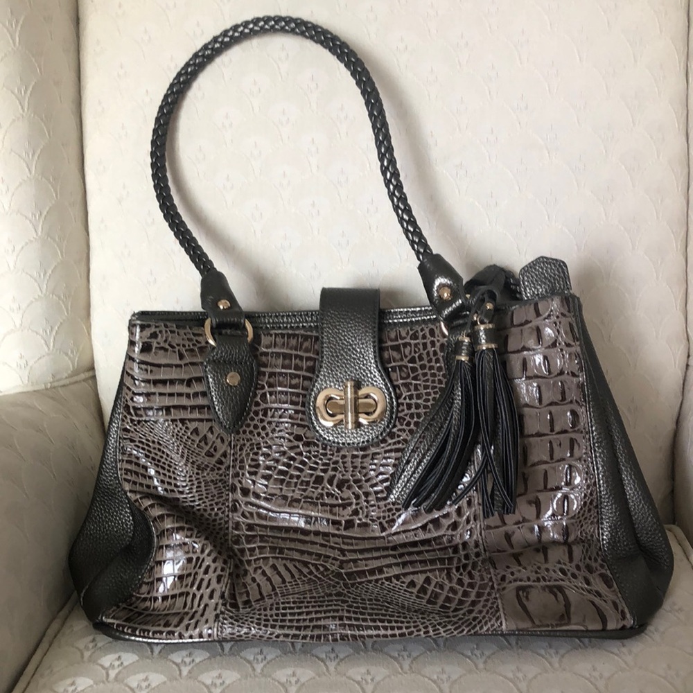 Elegant Brown Crocodile Pattern Handbag